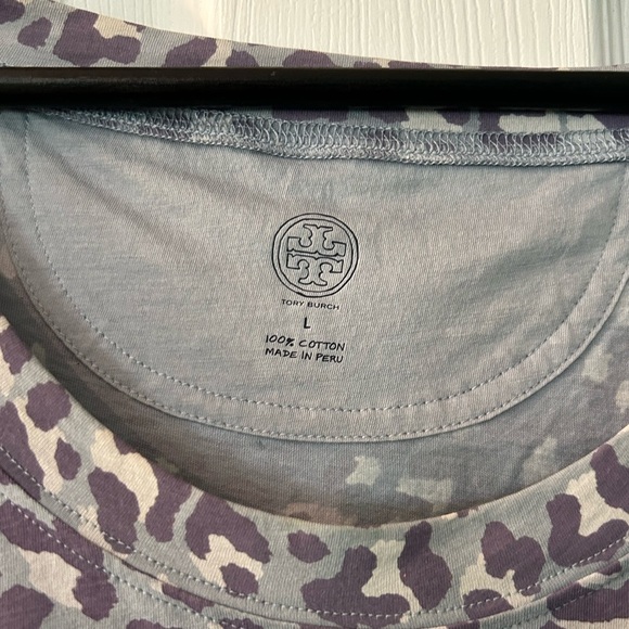 Tory Burch shirt sleeve purple floral t shirt - Picture 2 of 4